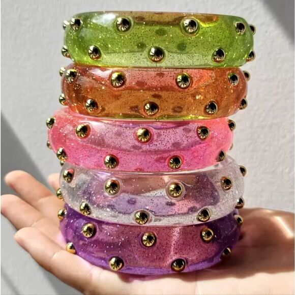 New FREE PEOPLE Pink Studded Resin Bangle Bracelet In Green - Picture 6 of 8